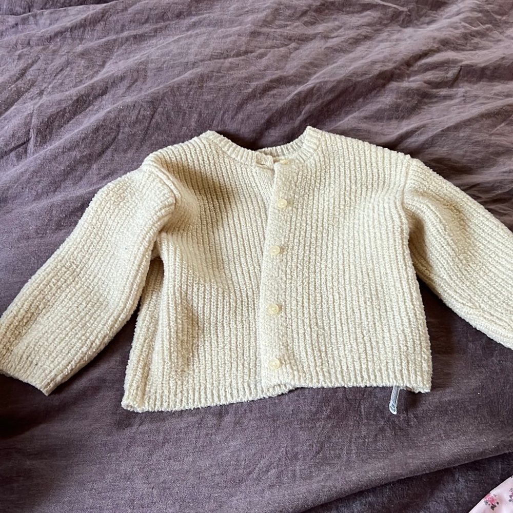 Zara 2-3 Year Cream Colored Sparkle Cardigan